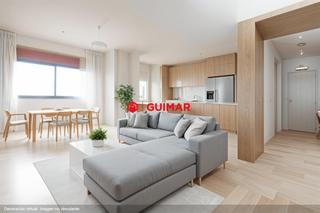 Pis  Esplugues de llobregat - carrer del alcalde martí figueras i cas. Piso en centro de esplugues con mucha luz y ascensor