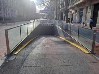 Parking coche en Barcelona - Avinguda MISTRAL