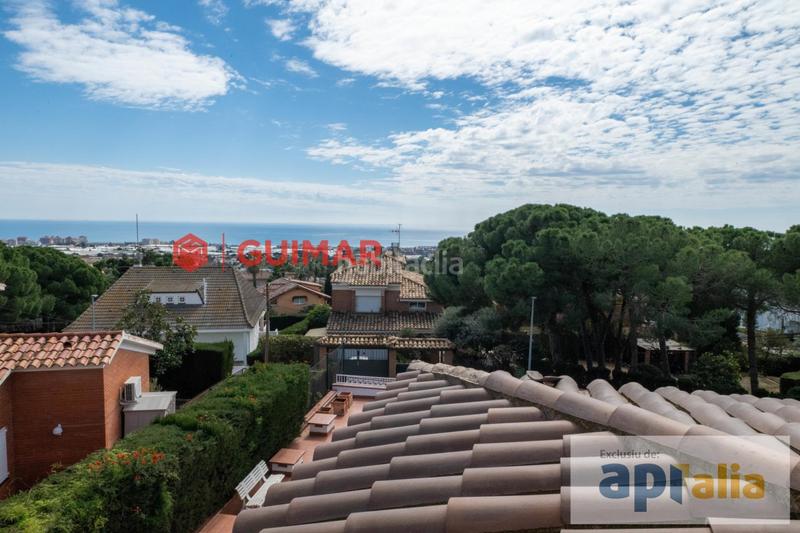 Foto 988550ff-494b-48f3-a427-c5c41eeb8c6d. Casa amb aparcament a Vilassar de Dalt