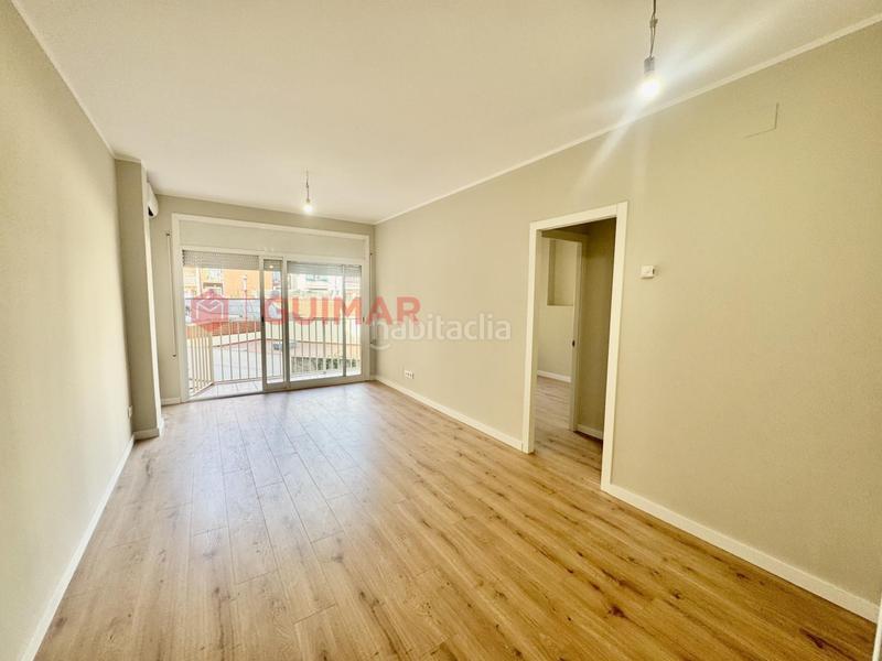 Foto eaf5fce0-12f3-4a81-8a5a-cba88ba97d86. Etagenwohnung in Sagrada Família Barcelona