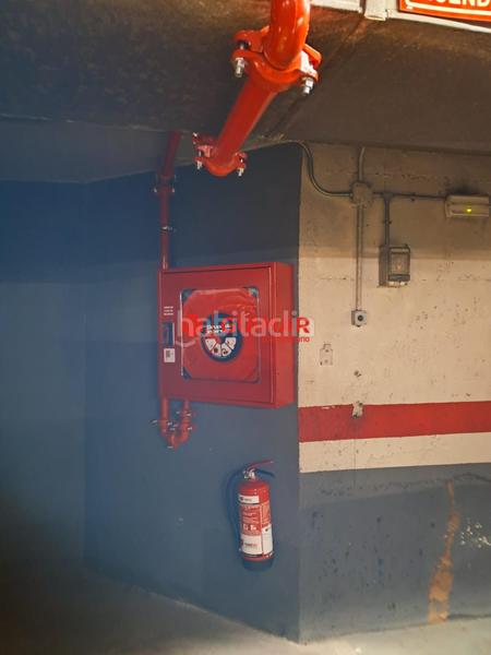 Foto 0365f50f-977c-49b5-a518-fa149fd37a7a. Aparcament cotxe a Can Vidalet Esplugues de Llobregat