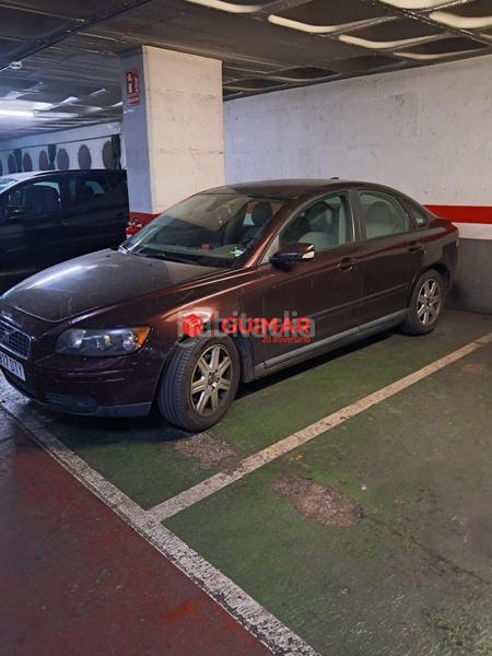 Foto 36e434aa-b597-4115-aef5-579287c6dbaa. Aparcament cotxe a Can Vidalet Esplugues de Llobregat