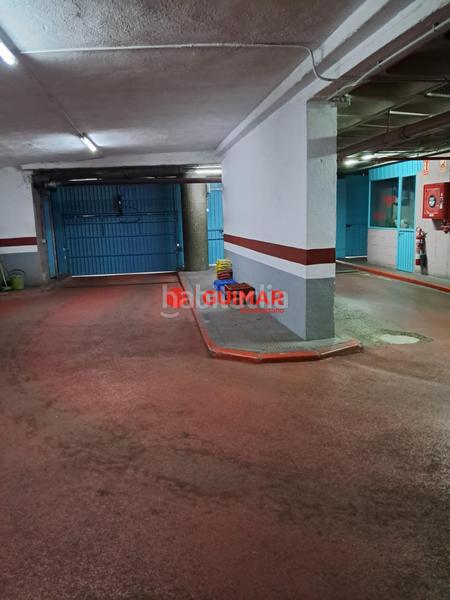 Foto b8af92cb-c83a-45c5-a62a-08d05028df8f. Aparcament cotxe a Can Vidalet Esplugues de Llobregat