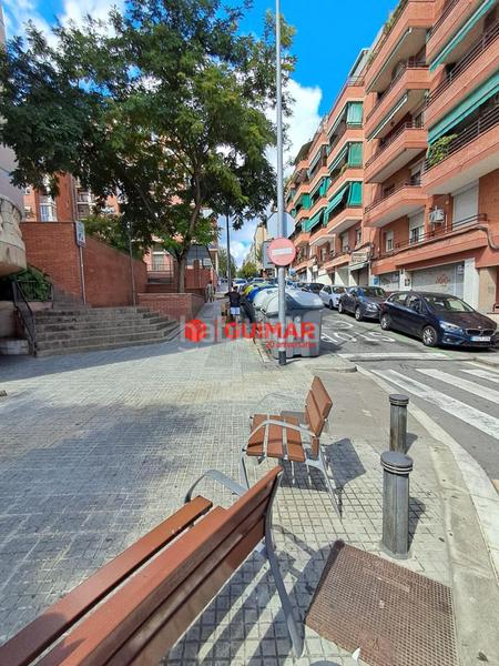 Foto c0b5cc61-51af-4ddf-b8de-0e73b61d0682. Aparcament cotxe a Can Vidalet Esplugues de Llobregat