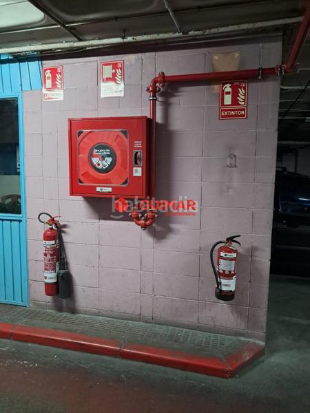 Foto d4efb83a-03f7-4865-868e-c95cac474c58. Aparcament cotxe a Can Vidalet Esplugues de Llobregat