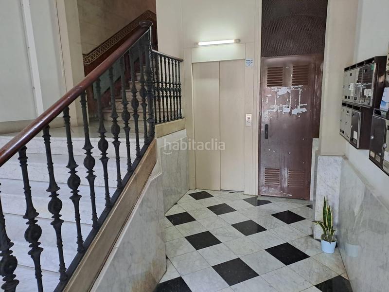 Foto 4bfe177c-06b6-4e0b-96dd-4eb2bee3b0f4. Casa edificio en venta plaza tetuán en Dreta de l´Eixample Barcelona