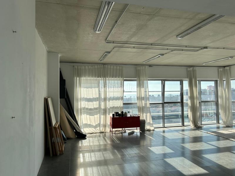 Foto ee438dec-ddac-43ad-9a2e-7363bc49e329. Location bureau dans Poblenou Barcelona