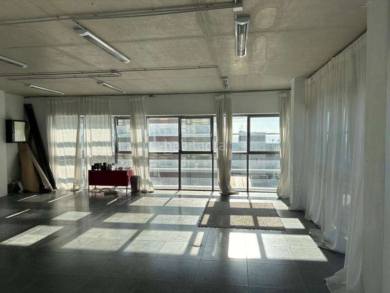 Foto 425ef620-9f65-40e5-9832-1e2d0615ec8d. Miete büro in Poblenou Barcelona