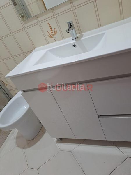 Foto d6d12c21-2cff-4821-a368-7fb2e5f25cb8. Piso  en rentabilidad con excelente ubicacion en Can Clota en Esplugues de Llobregat