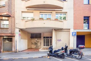 Local Comercial a Esplugues de Llobregat - Calle FRANCESC LLUNELL