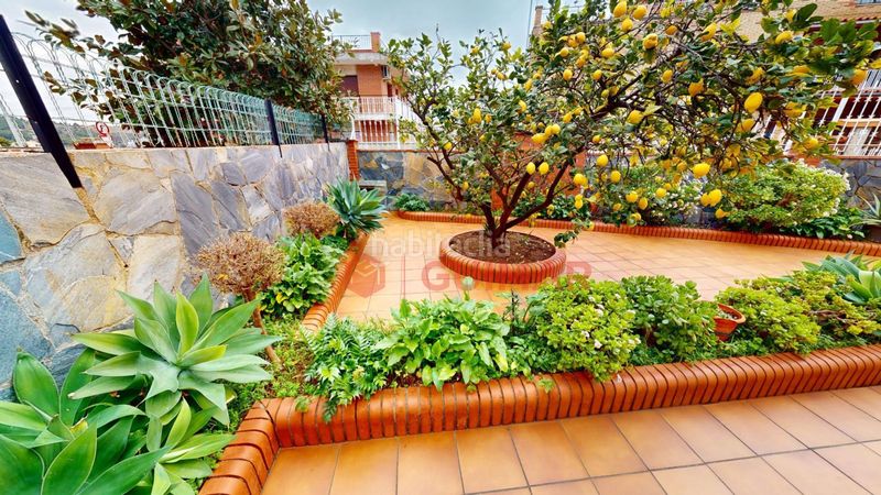 Foto 0374a75d-5720-4dd7-9804-09361c4fdba9. Casa amb calefacció aparcament a La Roureda Viladecans