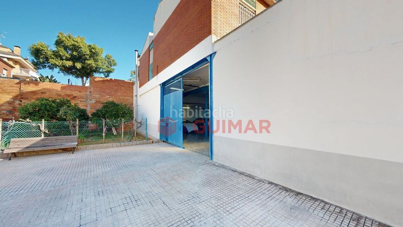 Foto 6d80b532-9268-4f43-97cf-c55bbe8027fa. Casa amb calefacció aparcament a La Roureda Viladecans