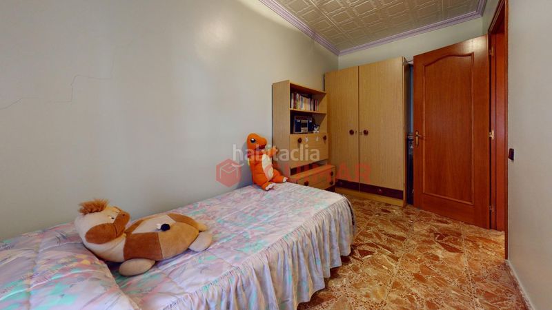 Foto 726b86d0-c086-48b4-b154-72e456ff1724. Casa amb calefacció aparcament a La Roureda Viladecans