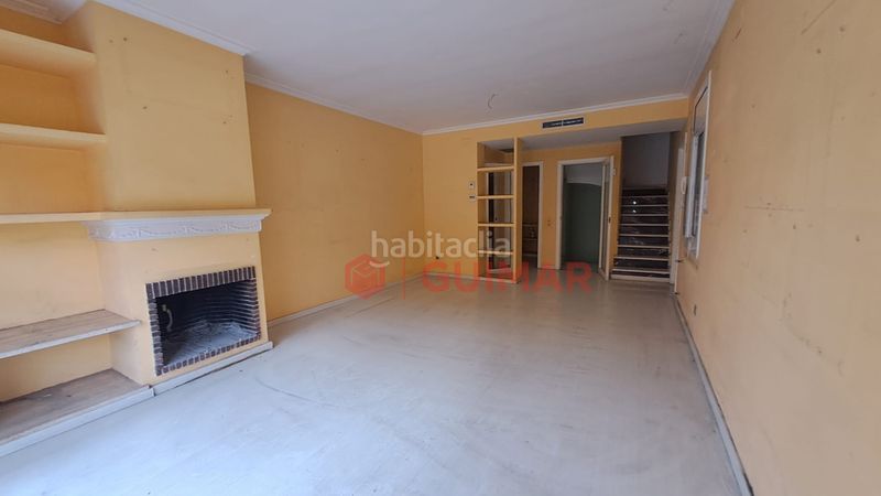 Foto 1e9a1bf4-ae28-418a-ad2f-5777f014b7f0. Casa a Centre Prat de Llobregat (El)