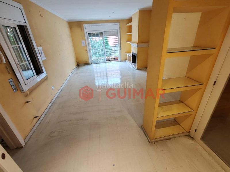 Foto f898c1c8-b76c-416b-8bc6-b968d530b196. Casa a Centre Prat de Llobregat (El)