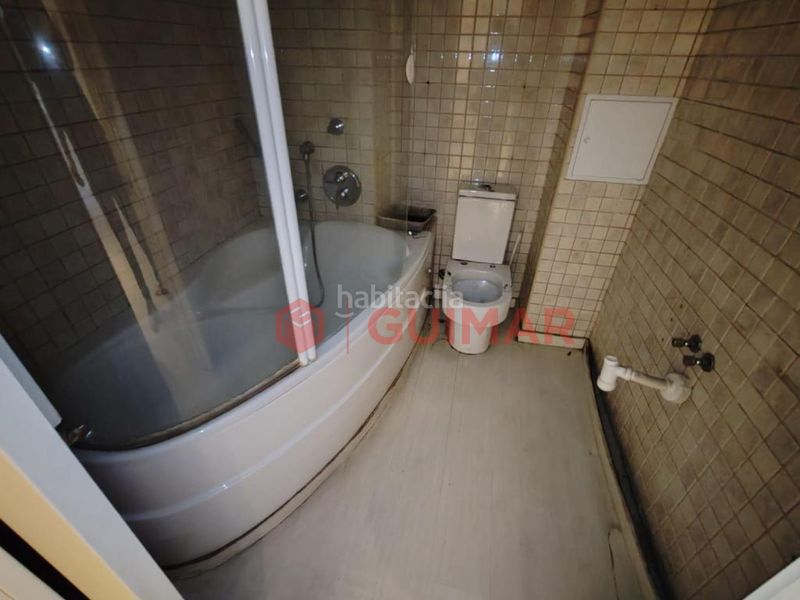 Foto ffd62126-b8e3-43d3-ac7a-b4503db09519. Casa a Centre Prat de Llobregat (El)