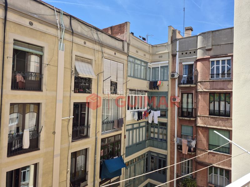 Foto 97b9bdf0-12a7-479c-9079-e20c479644bb. Pis amb calefacció a Dreta de l´Eixample Barcelona