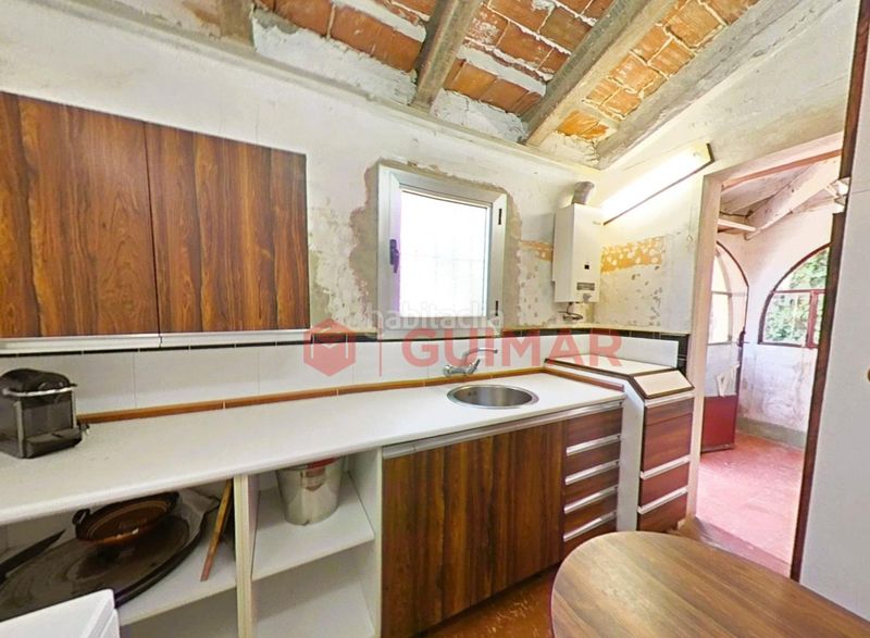 Foto 10f1f753-9642-40a7-9554-264f180aff58. Casa amb aparcament a Torrent Ballester Viladecans