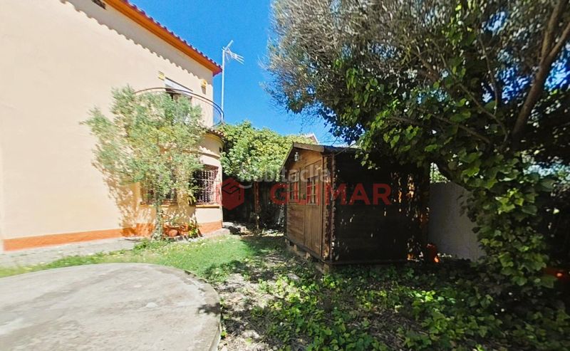 Foto 9ae0da59-7224-4262-9a16-0031d70bd219. Casa amb aparcament a Torrent Ballester Viladecans