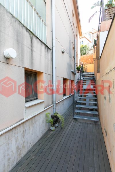 Foto d6e91e2c-33fe-4795-bc42-451e4e986f8a. Pis amb calefacció aparcament a La Miranda-Can Candeler Sant Just Desvern