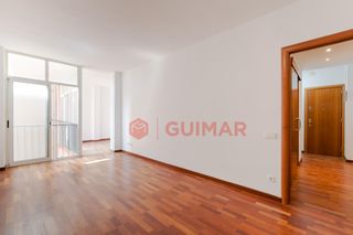 Flat  Esplugues de llobregat - calle del mestre joan corrales, 59, 2º,. Descubre este magnífico piso de 82 m construidos y 79 m útiles u