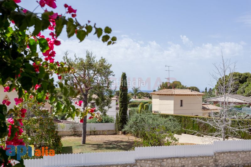 Foto 02645827-4487-4d4d-adc1-d8be99ad5286. Casa amb aparcament a Els Masos - Els Garrofers Coma-ruga