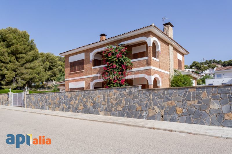 Foto 038bcb79-3b63-460b-9d18-ba95c24f310c. Casa amb aparcament a Els Masos - Els Garrofers Coma-ruga