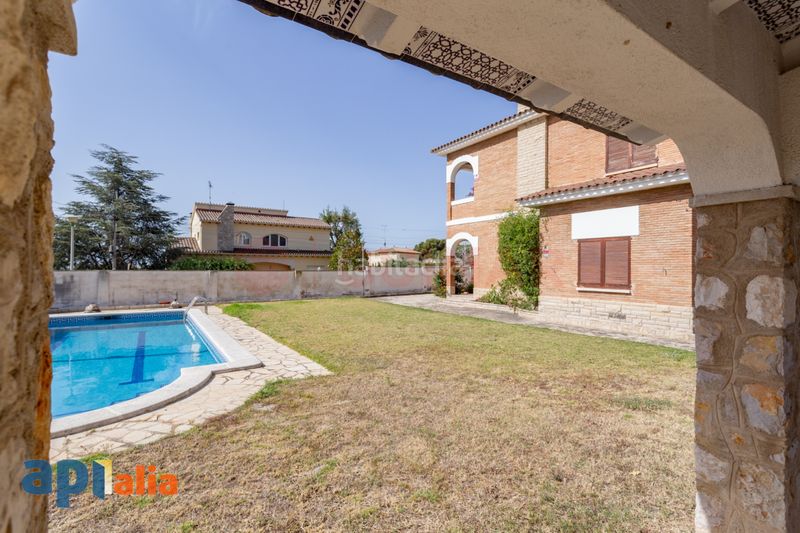Foto 942c108f-aaa9-4959-8677-b51c22632489. Casa amb aparcament a Els Masos - Els Garrofers Coma-ruga