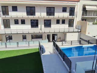 Penthouse  Av. barcelona. Duplex a la venta en sant joan despi con piscina comunitaria!!