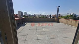 Miete Büro  Esplugues de llobregat - cl gaspar fabregas. Oficina  en alquiler en esplugues zona el gall 100m38 de terraza