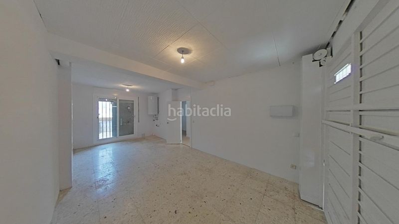 Foto 4d101c62-f90c-4843-a483-de9cc6ff29da. Casa amb aparcament a La Roureda Viladecans