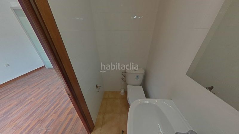 Foto 590cf24a-5e2d-4f4f-8576-14593082d48b. Casa amb aparcament a La Roureda Viladecans