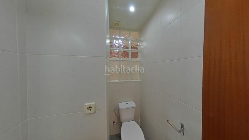 Foto 6e832e1a-c701-4605-acc8-8cf59ad96fda. Casa amb aparcament a La Roureda Viladecans