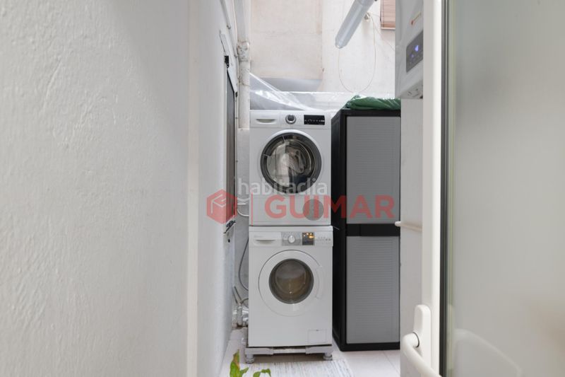 Foto af2822c9-cda8-4646-85f9-a9ed1274564e. Pis a La Plana Esplugues de Llobregat