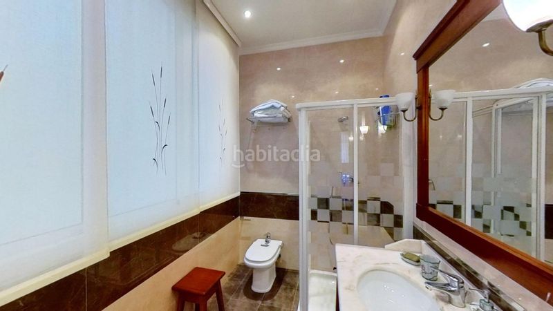 Foto 07bbf0a6-17ef-4d72-89a7-1e96aa7be275. Pis a Barrio del Centro Alicante