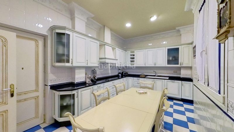 Foto 606a91f6-3575-4359-99a7-933bbda09036. Pis a Barrio del Centro Alicante