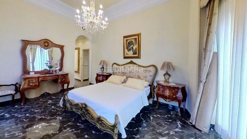 Foto b1bb3abe-ca8b-407a-bde6-b3e2a0d05ab5. Pis a Barrio del Centro Alicante