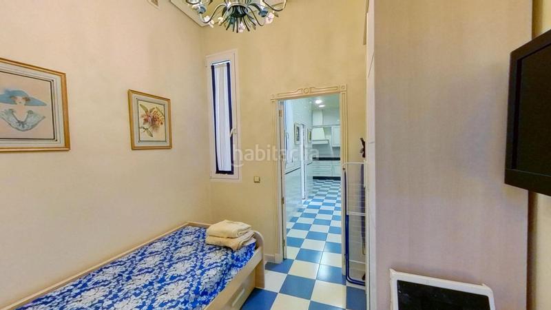 Foto f5a7cec3-b1ec-4027-a4bd-7b5c01655a46. Flat with heating in Barrio del Centro Alicante