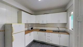 Pis  Calle cardenal belluga. Vivienda en san blas muy amplia de 4 dormitorios