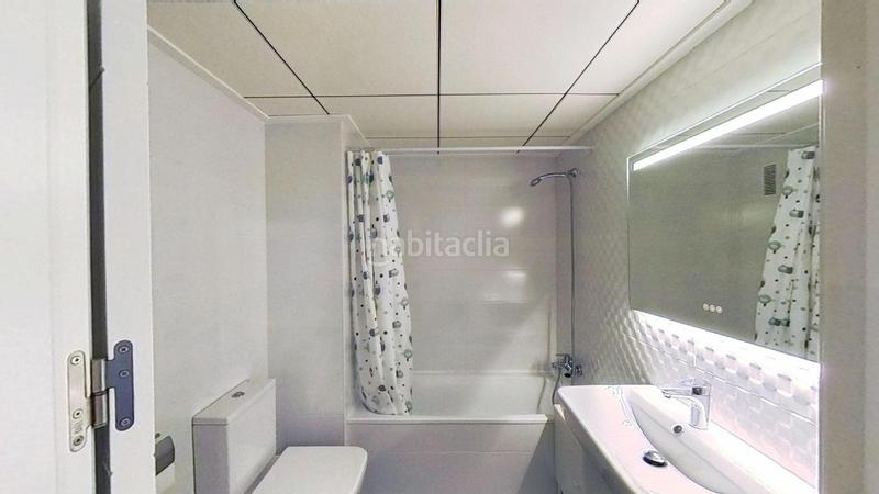 Foto 65f4cd08-a791-4b11-bb62-33ec70f2e447. Location appartement avec chauffage parking piscine dans Alicante