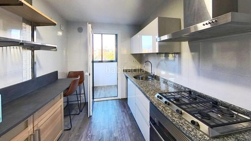 Foto 68d4d3f8-5024-4c08-9029-b0d9a5e32f65. Location appartement avec chauffage parking piscine dans Alicante