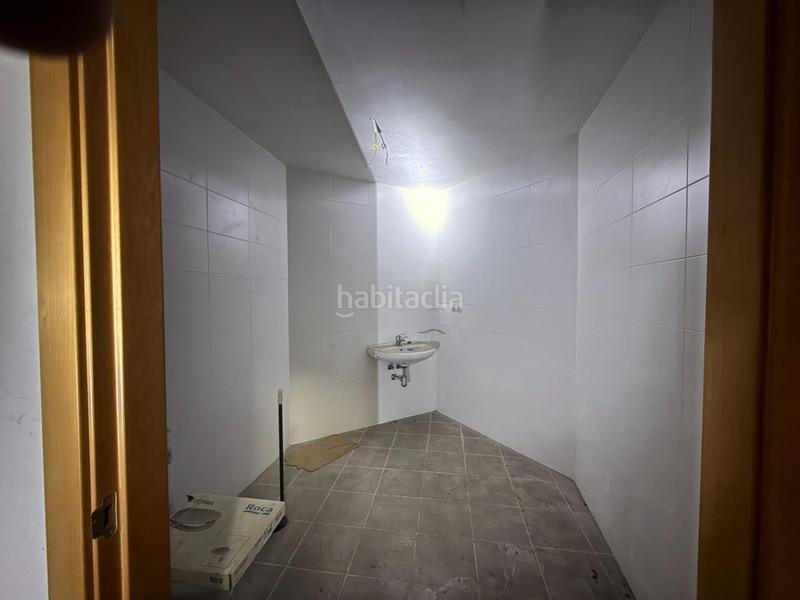 Foto 63fff5cd-00b5-438a-8034-26989f0f5cd0. Local comercial a Carolinas Altas Alicante