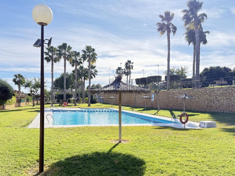 Foto ef46ed33-a6a3-4f65-b9e3-404bf5c38cad. Casa amb calefacció aparcament piscina a Almajada-Ravel Mutxamel