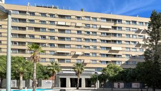Lloguer Pis  Calle moratin. Espectacular piso de 164m2 con vistas al mar y garaje en el cent