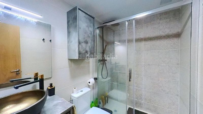 Foto a6fecded-e97d-4e3e-bcae-3eefdbdc9703. Pis a Carolinas Altas Alicante