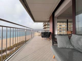 Lloguer Pis  Passeig del mar. Apartamento en primera línea de mar con increíbles vistas