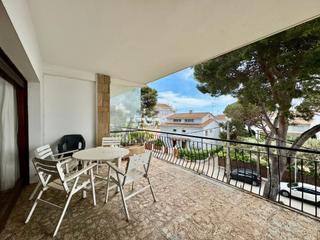 Pis  Carrer joan mir. Luminoso piso con terraza y vistas parciales al mar, a un minuto