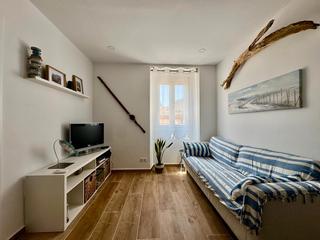 Lloguer Pis  Carrer de la creu. Piso de 3 habitaciones en palamós a 300 metros de la playa