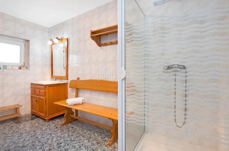 Foto 707f0950-3c59-4660-aad3-43abaf06c4a0. Chalet vivienda ideal con piscina, jardín y zona barbacoa en Lloret de Mar