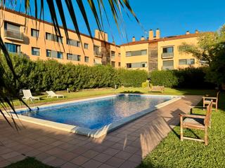 Appartement  Carrer de la sala. Amplio piso en venta en calonge con jardín, piscina y parking in